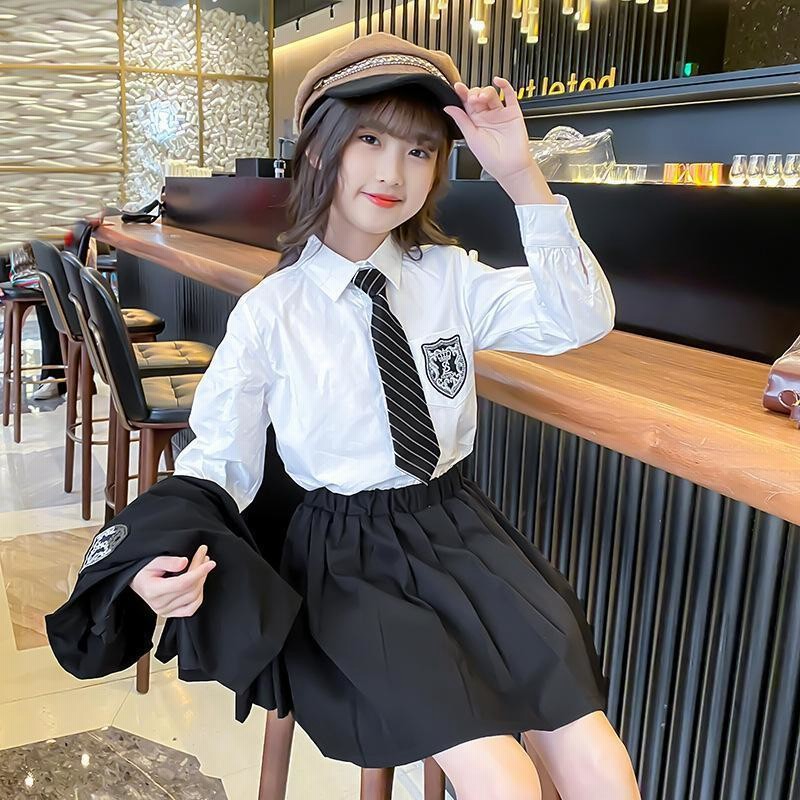 【極美品】 バーバリー ブラウス スカート 卒服 卒業式 受験 キッズ 160 卒業式 女子 スーツ 小学校 ホワイト 3点セット 卒服 女の子 お