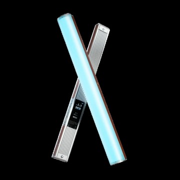 Harlowe Blade 10 RGB & Bi-Color 10W 全彩持續燈