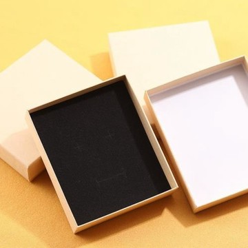 跨商13×11×3cm簡約米黃色飾品包裝紙盒 小禮品伴手禮盒原廠批發
