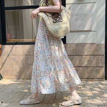 【臺灣出貨】A字半身裙女  夏季法式絕美碎花高腰A字半身裙女2026夏季新款溫柔風百搭遮胯中長裙  4WH