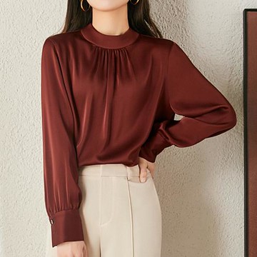 【LANNI 藍尼】★領口抓皺垂墜感上衣(休閒/長袖/女裝)