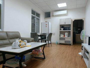 【信義國小】捷運.透天3樓➤可收租自住｜高雄市新興區復橫一路