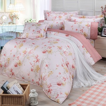 【FITNESS】精梳棉雙人特大七件式床罩組--嫚花沁語(粉)_TRP多利寶