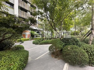 南屯｜華相楓Park｜跳島式陽台｜雙車｜台中市南屯區楓樹西街