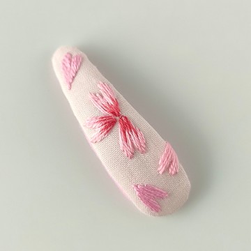 櫻花花瓣刺繡迷你髮夾