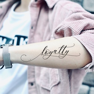 OhMyTat 忠誠度 Loyalty 刺青圖案紋身貼紙 (2 張)