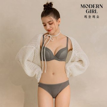 瑪登瑪朵 無比集中 低腰三角內褲 M-XXL(煙燻綠)