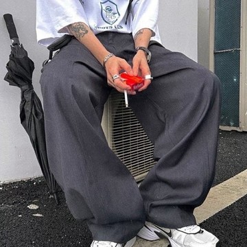 【PORY STORE】獨家！韓系素面刺繡西裝褲 舒適 垂墜高級感 實拍 韓系 男生 百搭 西裝褲 西裝寬褲 男生長褲
