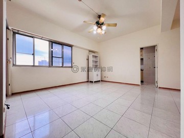 中都美景市議會站｜高樓景觀超大二房｜車位可另租｜高雄市前金區河南二路