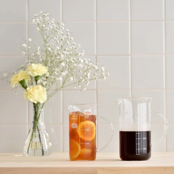 HARIO  附握柄量杯 300ml