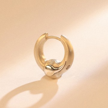 中置球型花紋磨砂質感耳環silver925