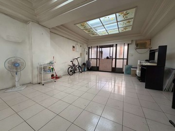 近小港捷運站丨近漢民商圈丨稀有陽台進出大3房｜高雄市小港區中鋼路