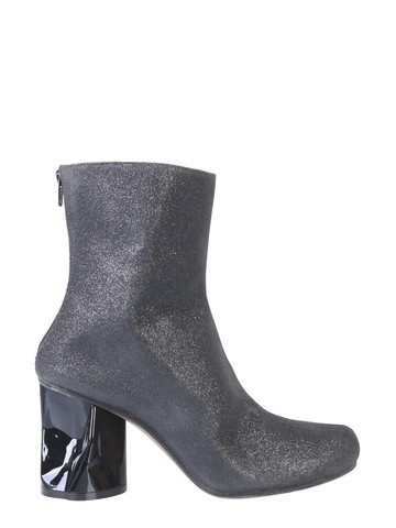 maison margiela boot with crushed heel