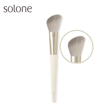 【任2件8折】Solone 榛果訂製斜角修容刷 / AC16