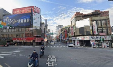 中正路G08站三角窗金透店｜桃園市桃園區中正路