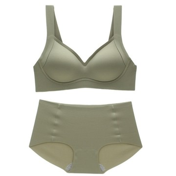 【Amhome】小胸聚攏舒適無鋼圈乳膠防下垂收副內衣胸罩內褲2件式套裝# 116620(現貨+預購)