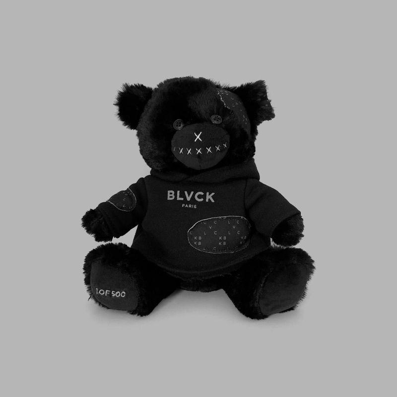 ご質問失礼いたします【iPhone14Pro】BLVCK Evil Teddy ストラップ付