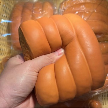 奶排麵包🫶🏻軟嫩手感 一按一個坑 慢回彈 squishy 仿真麵包 軟軟