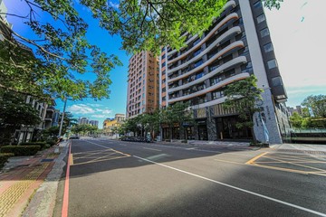 美術館青海商圈|惟美術|全新裝潢三房平車｜高雄市鼓山區美術東四路