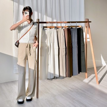 【Fee隔日到貨6色】厚邊鬆緊多口袋同色系抽繩綁帶工裝感針織闊腿褲長褲🔥鬆緊長褲 垂感針織褲 寬褲 直筒 韓國寬