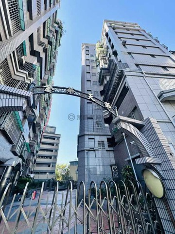 #台積電旁楠梓金華天第#科技園區站#大三房+平車｜高雄市楠梓區加昌路