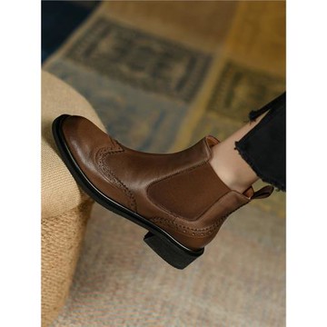 2025年真皮布洛克短靴女秋冬單靴馬丁靴法式復古平底切爾西靴踝靴