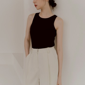 QUEENSHOP_ S 女裝 簡約削肩直條紋造型背心-黑 現+預 【01150436】