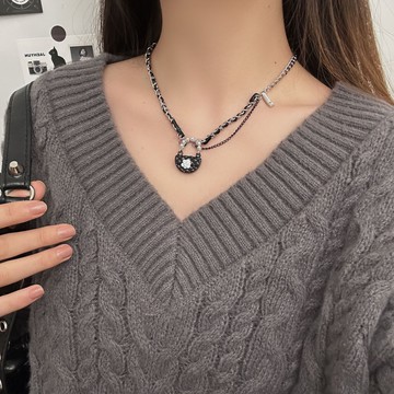 【台灣公司 可打統編】免運 日韓小香風包包項鏈女小眾甜酷設計高級感鎖骨鏈個性百搭毛衣鏈潮 可開發票 全館五折 工廠現貨直銷 新品特價 z9211