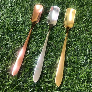 【台灣現貨】布丁湯匙 蛋糕湯匙 甜點湯匙 金色湯匙玫瑰金湯匙 冰淇淋湯匙 點心湯匙 小湯匙 湯匙 金色餐具