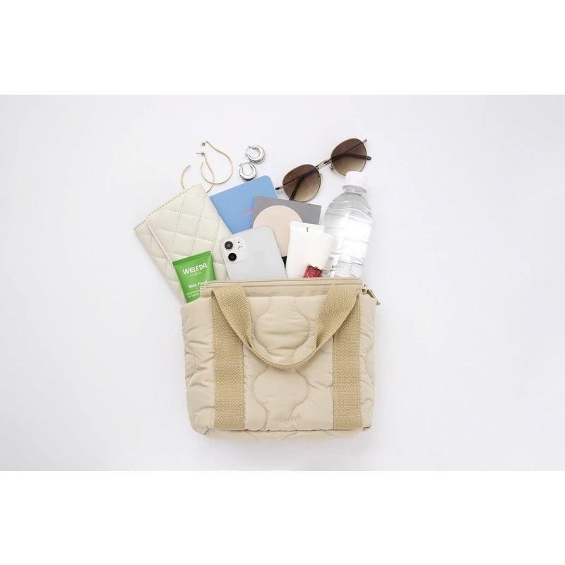 Ungrid Quilting 2Way Bag Book Beige (宝島社ブランドブック)