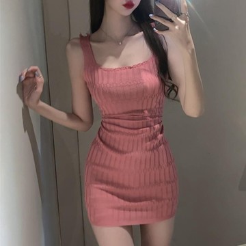 【砂糖夢境】純欲風性感吊帶連衣裙女2022年夏季新款修身顯瘦小個子包臀針織裙