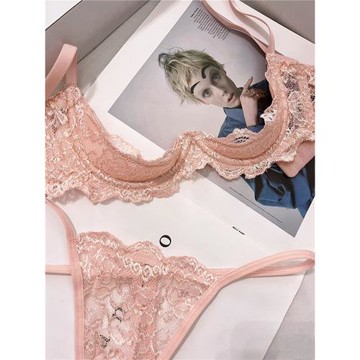 性感蕾絲文胸套裝純欲風鏤空胸罩薄款三點式內衣四分之一罩杯免脫