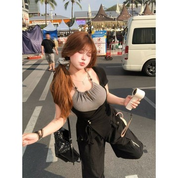 【吉野姐姐】L-4XL 大尺碼上衣 微胖mm純欲風辣妹串珠短袖T恤 假兩件掛脖設計 露鎖骨顯瘦上衣 短袖上衣 性感上衣