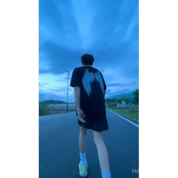 款 寬鬆上衣 夏季休閒短袖 百搭情侶上衣 排汗速乾衣 跑步健身衣 運動透氣T恤上衣