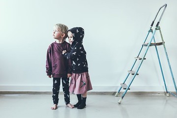 【北歐童裝】冰島有機棉兒童內鋪棉上衣1歲至8歲 暗紅色