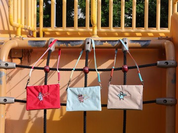 斜背萬用三層袋/附傘繩背帶