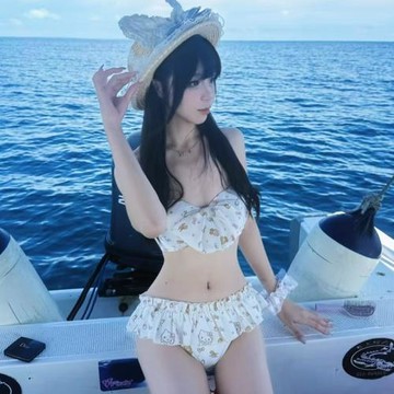 源頭工廠韓版網紅同款泳衣女性感少女比基尼分體小胸聚攏跨境泳裝