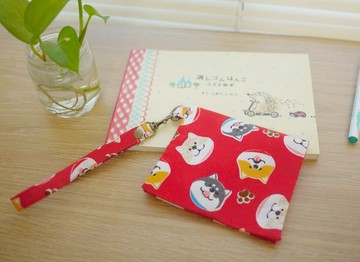 面紙/衛生棉收納包=微笑大頭柴柴=紅(共3色)