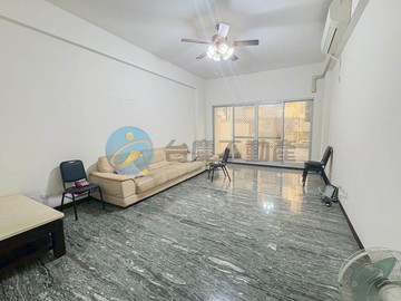 愛上北區獨門獨院孝親房稀有電梯雙車豪邸｜台南市北區中華北路一段