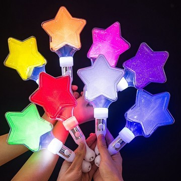 台灣現貨 ✨ 演唱會應援棒 星星發光棒 應援棒 加油棒 演唱會小物 星星發光棒 手持螢光棒 電子夜光棒 派對道具 氛圍棒