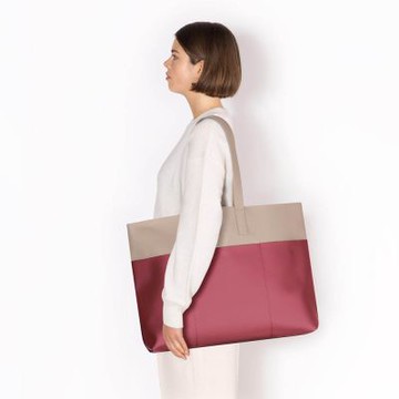 Ucon Acrobatics Emilia Lotus Infinity 肩背包 - 沙色 / 勃根地酒紅