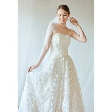 Dahlia Blanc獨家設計 蕾絲蓬裙婚紗