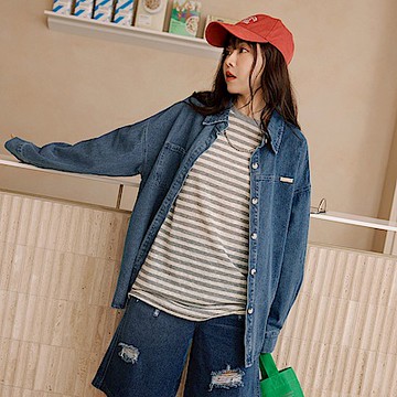 OB嚴選中大尺碼-寬版純棉落肩牛仔外套《AB20014》