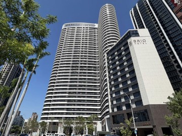 BE86⭐️中央公園景觀~高樓層~兩房平面車位｜高雄市新興區中山一路