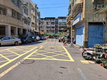 五甲商圈｜福誠高中｜捷運前鎮高中站｜翻新即住美宅｜高雄市鳳山區南安路