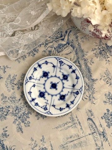 50221-典雅皇家哥本哈根Royal Copenhagen 小瓷碟 182系列