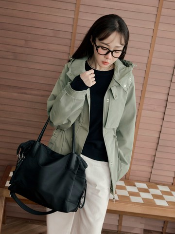 率性工裝感抽繩連帽風衣外套