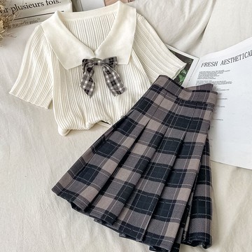 日系學院風針織套裝女夏新款洋氣減齡格子百褶裙少女感兩件套