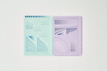 THE NOTEBOOK 工具尺小墊板