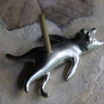 瑜珈貓香座 挺屍式造型